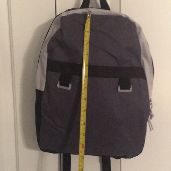 Small backpack NWOT - Picture 2 of 3